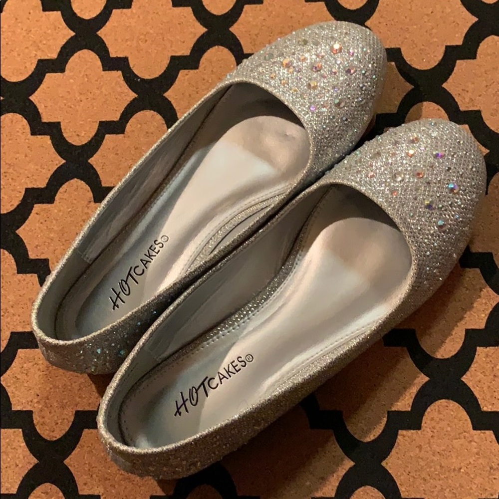 Ballet flats